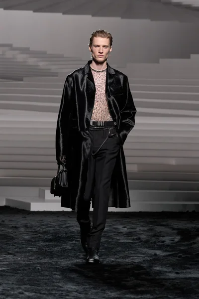 Look 79